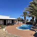 Casa Palmeral Mácher