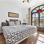 Casa Palmeral Mácher