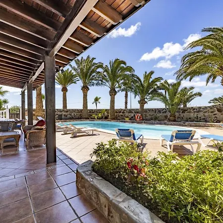 Casa Palmeral